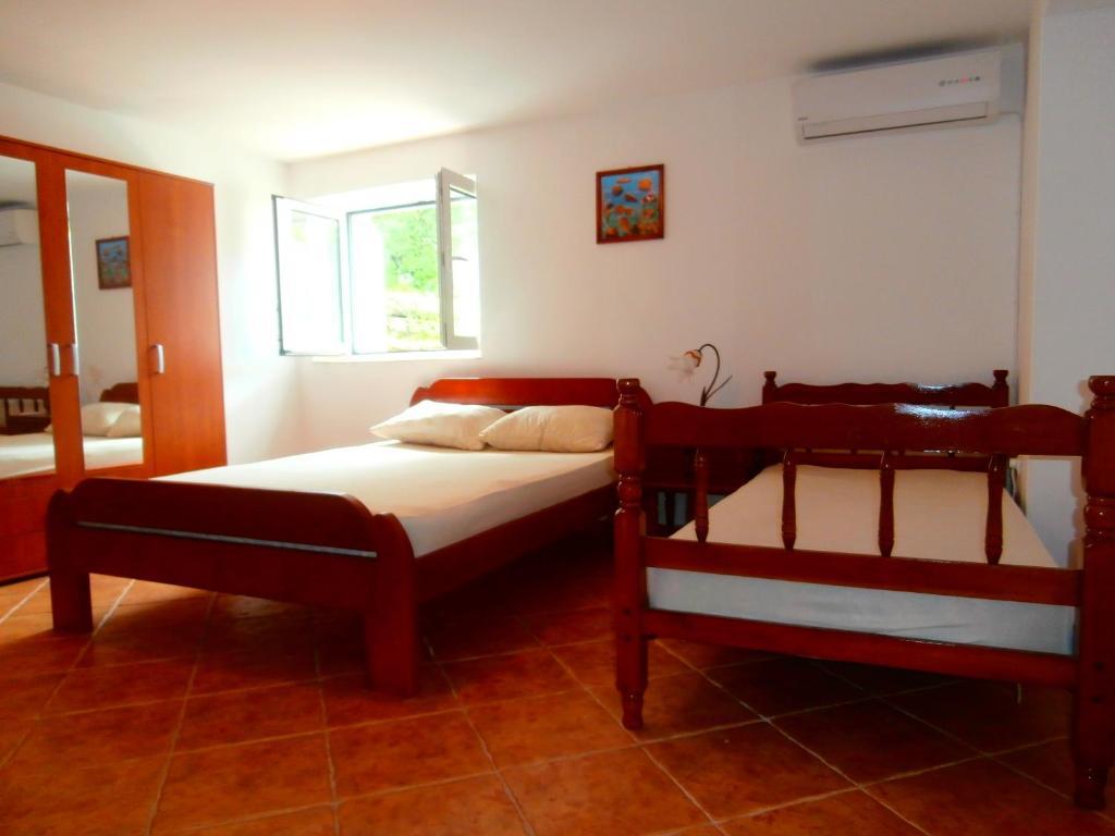 Apartments Pejanovic Kotor Rum bild